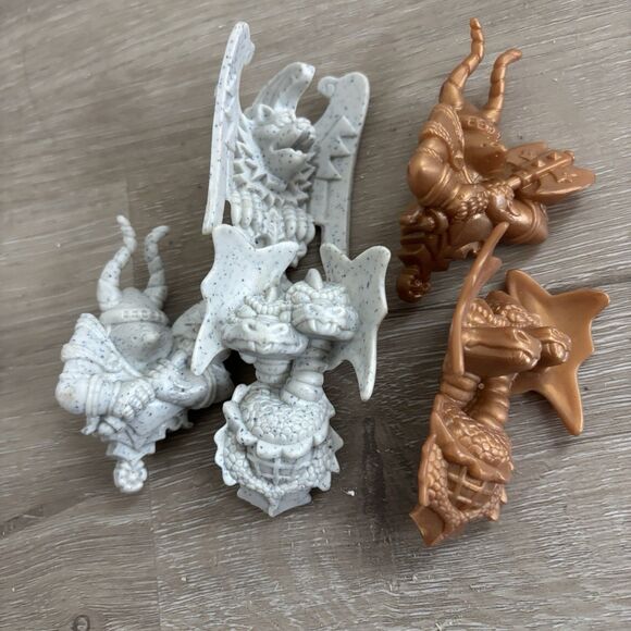 Fisher Price Imaginext Medieval Battle Castle Replacement Gargoyles Lot of 5 - Picture 4 of 4